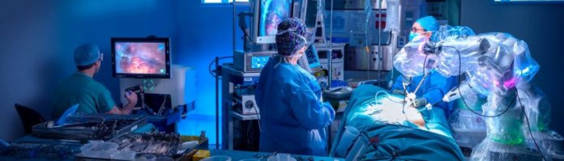 Cirurgia aberta vs laparoscópica vs robótica em urologia: análise com Dr. Ângelo Campos